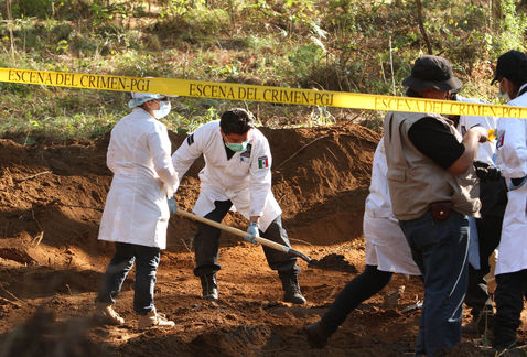 Defensores y académicos documentan 1,075 fosas clandestinas en México