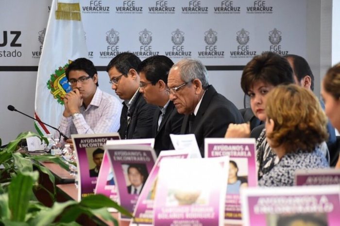 Colectivo Por la Paz Xalapa pide destitución de fiscal para desaparecidos en Veracruz.