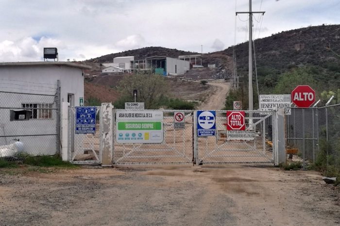 Campesinos levantan bloqueo contra minera en Zacatecas