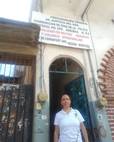 Defensora de los derechos de las mujeres, violada por la policía en Tlapa, Guerrero