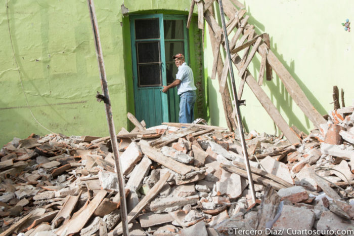 Funcionarios aparecen en listas de damnificados por sismos para recibir apoyos en Oaxaca