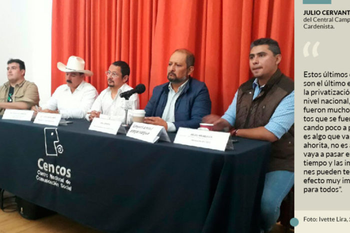 Grupos civiles anuncian amparos colectivos en 14 estados contra decretos del agua que firmó EPN