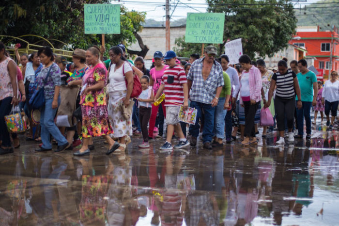 “¡Sí a la vida, no a la mina!”, gritan pueblos de Veracruz contra la invasión de mineras canadienses