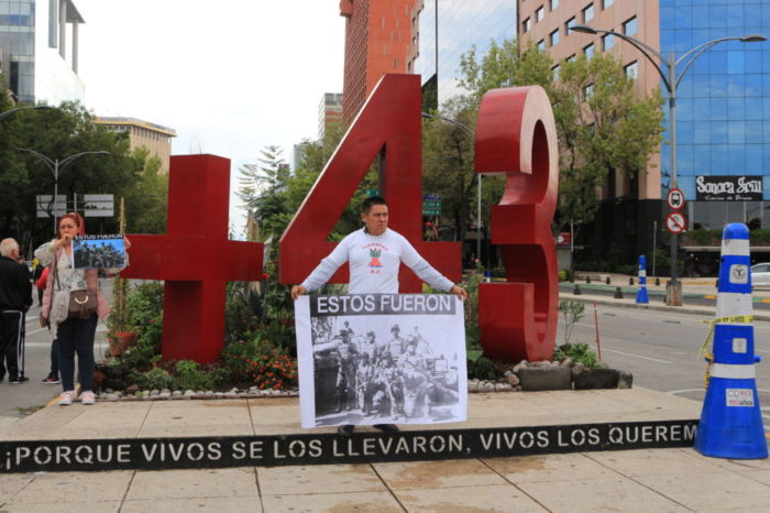 Descalifica Sedena la Comisión de Investigación para Ayotzinapa