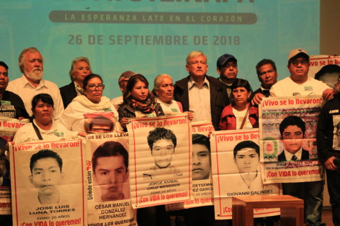 El lunes, AMLO emitirá decreto para crear Comisión de Ayotzinapa
