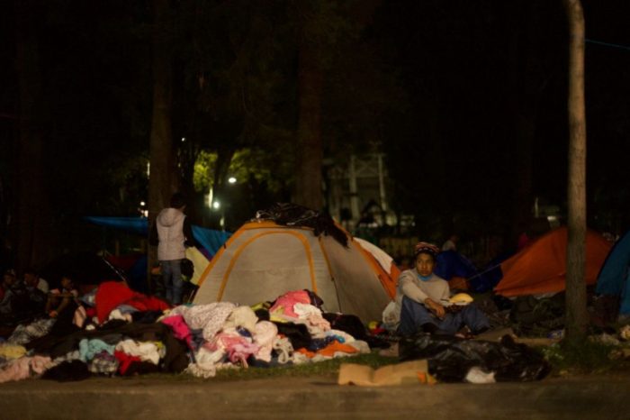 México bate récord de solicitudes de asilo, pero recortan presupuesto para Comisión de Refugiados