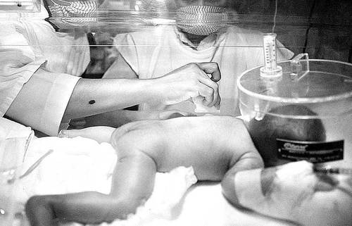 CNDH pide garantizar la aplicación del tamiz neonatal; se regularizará pronto: Ssa