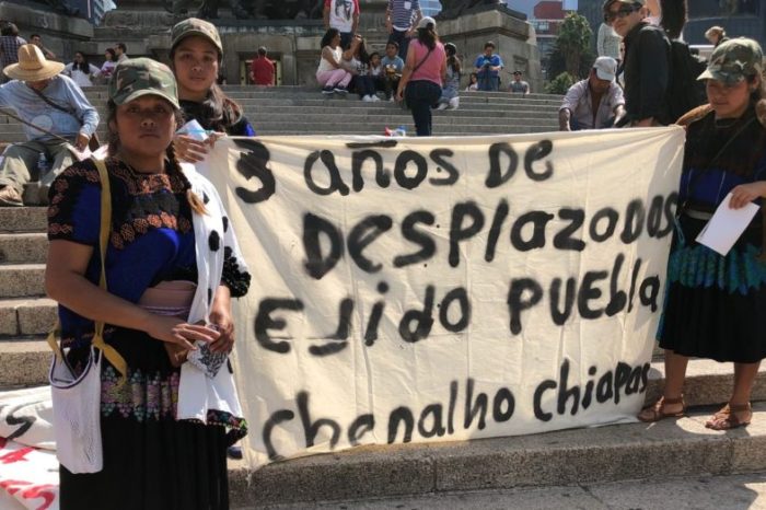 Desplazados de Chenalhó exigen a AMLO justicia y seguridad para volver a casa