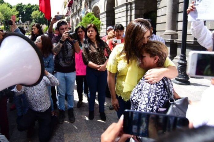 Marchan familiares y amigos de Norma Jiménez, desaparecida en Puebla el último día de agosto