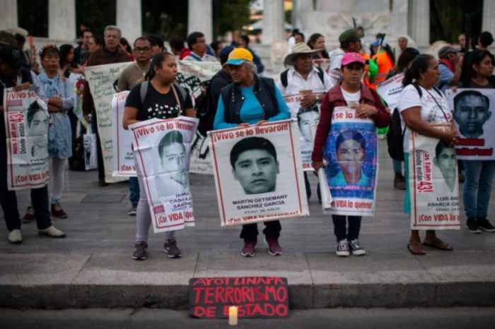 “Ayotzinapa sí fue crimen de Estado”: familiares de los 43 normalistas a 62 meses de su desaparición