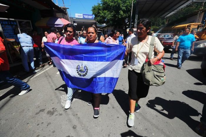 Sin pistas aún, caravana de madres de migrantes cumple 4 días en México