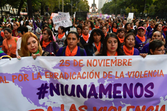 #MarchaFeminista: con el rostro al descubierto y rabia contra gobiernos 4T