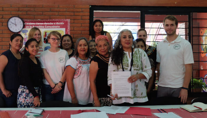 Denuncian amenazas de muerte contra defensoras de mujeres en Oaxaca
