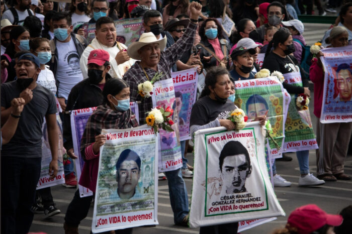 A ocho años de Ayotzinapa, continúa la lucha contra la impunidad